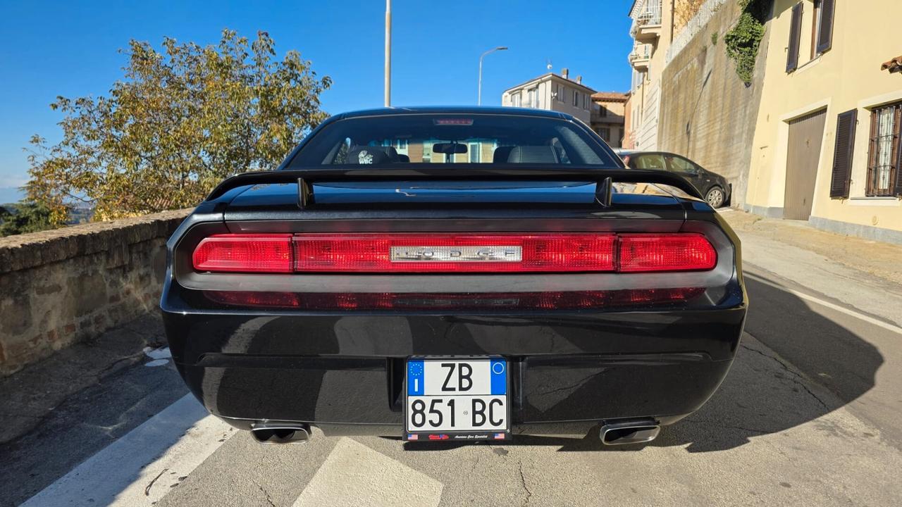 Dodge Challenger SRT-8 2009