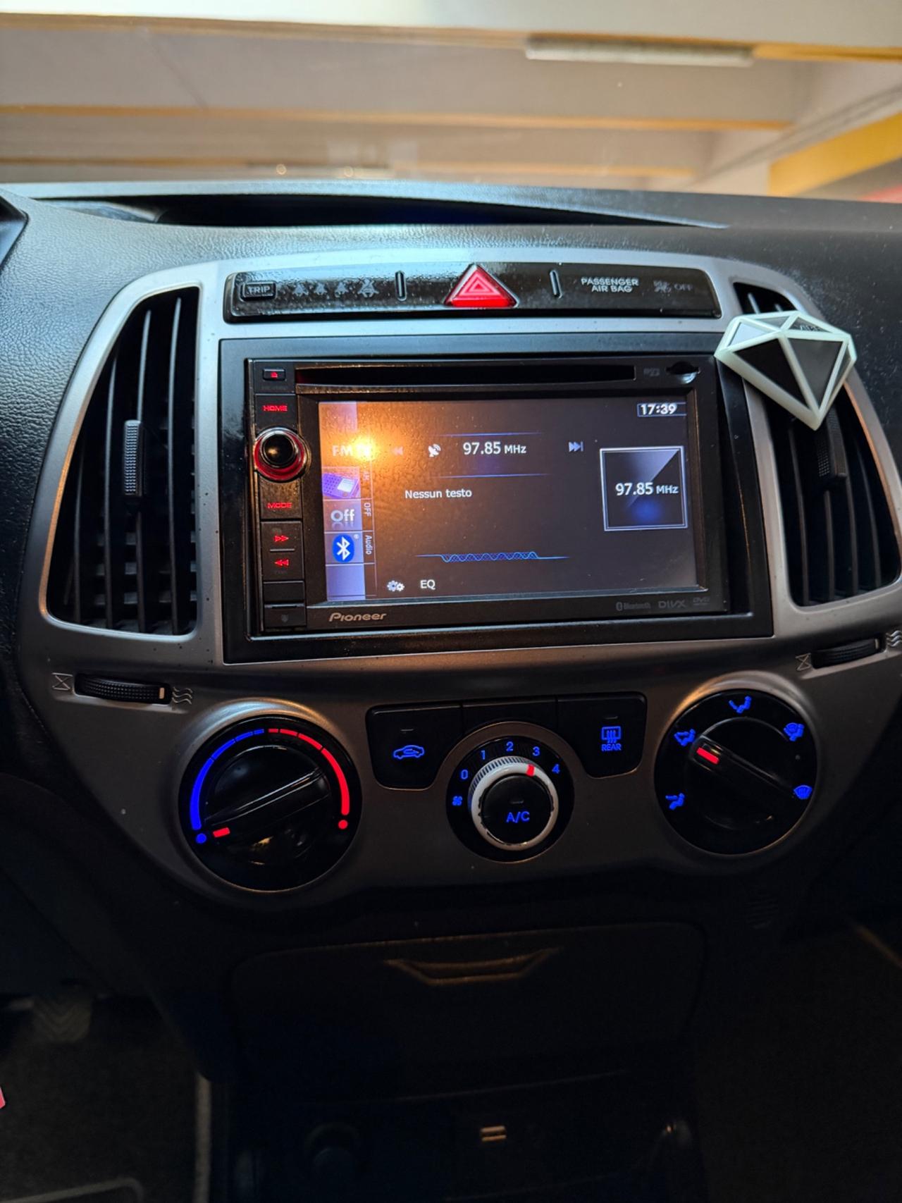 Hyundai i20 1.2 Neopatentati Euro 5