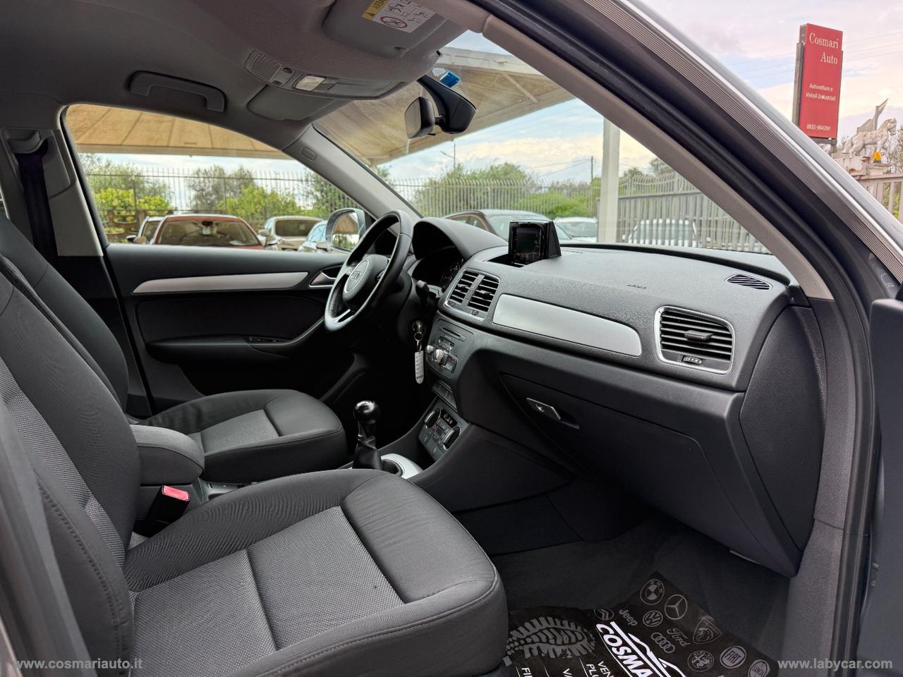 AUDI Q3 2.0 TDI 120CV Business
