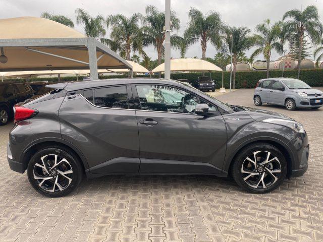 TOYOTA C-HR 1.8 Hybrid E-CVT