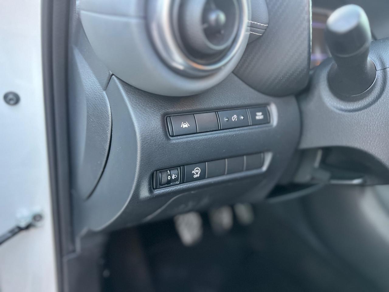 Nissan Juke 1.0 DIG-T 114 CV N-Connecta