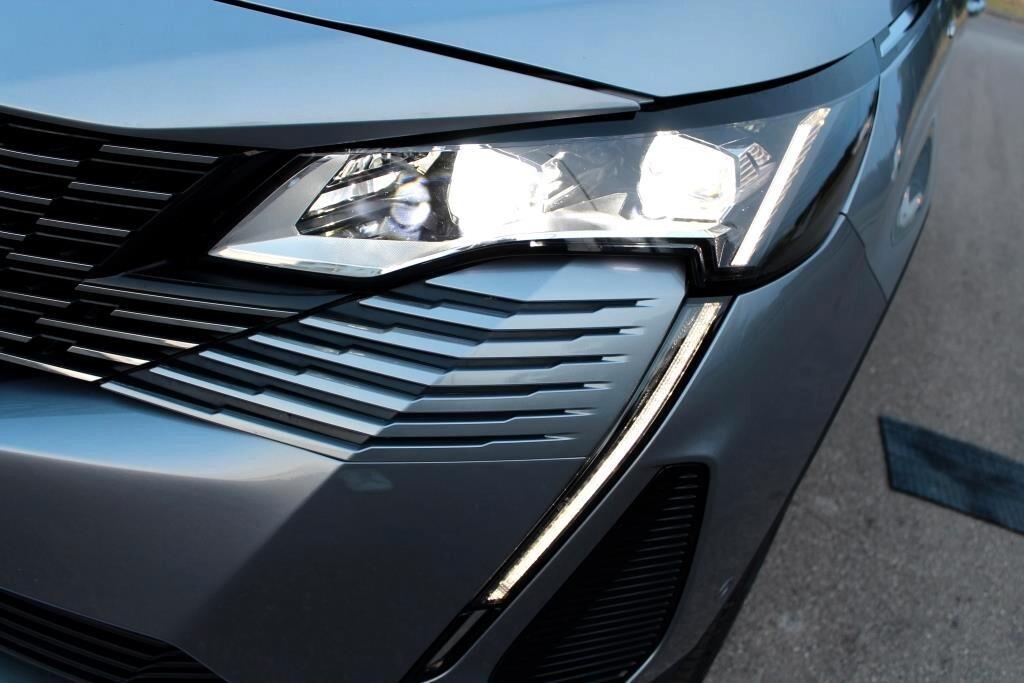 PEUGEOT 3008 1.5 BlueHDi EAT8 GT Pack