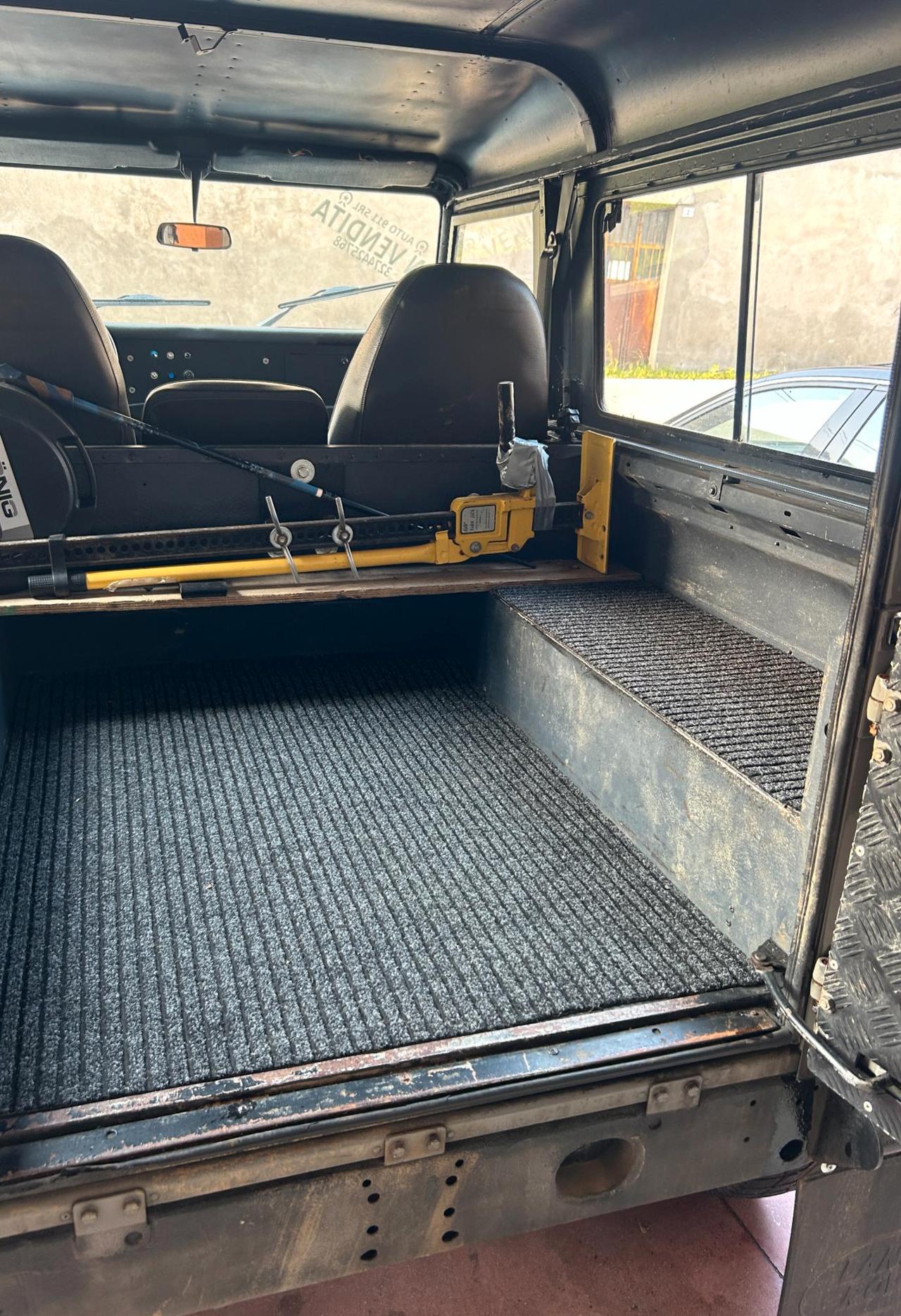 LAND ROVER Defender 90 turbodiesel AUTOCARRO 3 POSTI