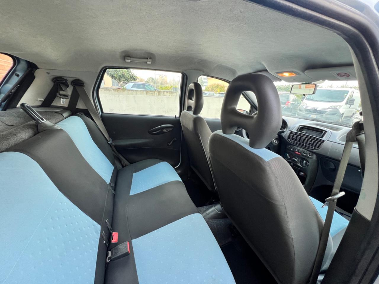 Fiat Punto 1.2 5 porte Active Natural Power