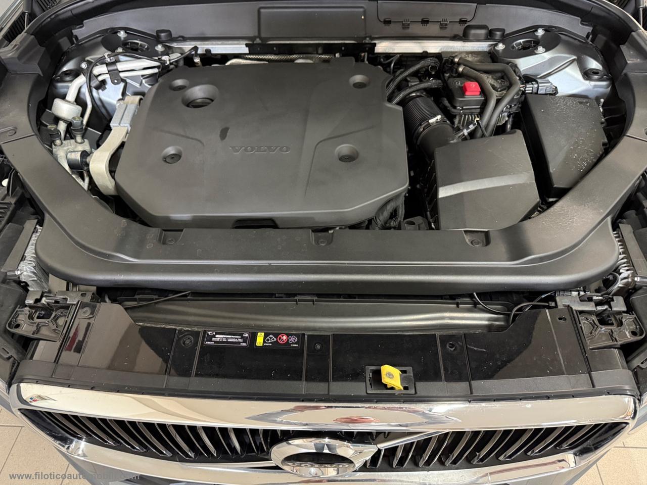 VOLVO XC60 B4 d AWD DIESEL Geartronic Business Plus MOTORE IBRIDO