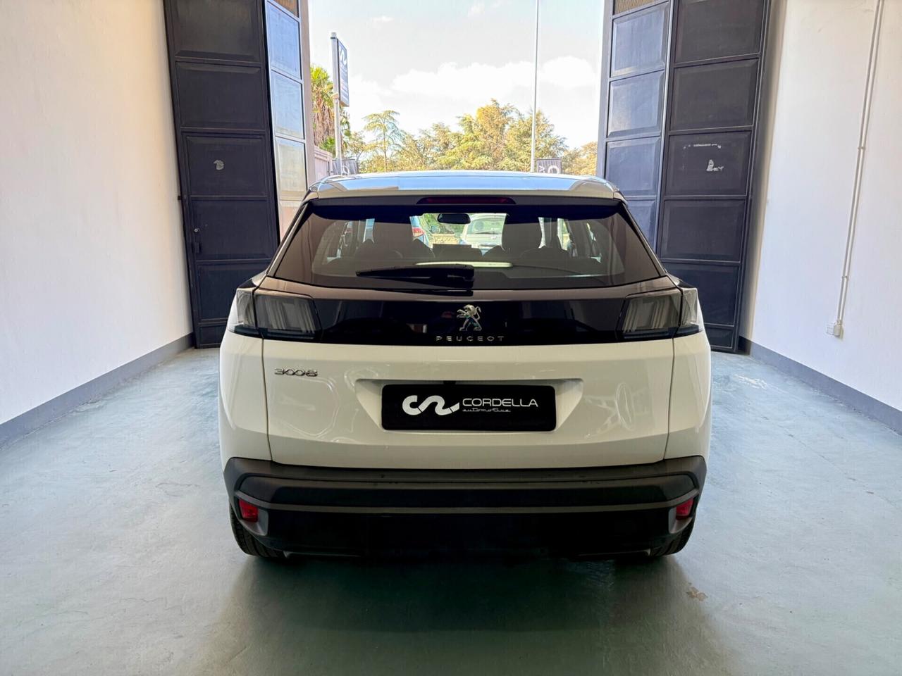 Peugeot 3008 BlueHDi 130 S&S EAT8 Active Pack