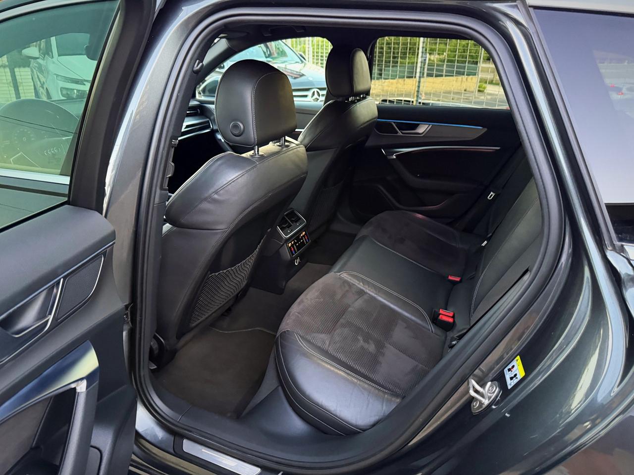 Audi A6 Avant 40 2.0 TDI S tronic Business Design