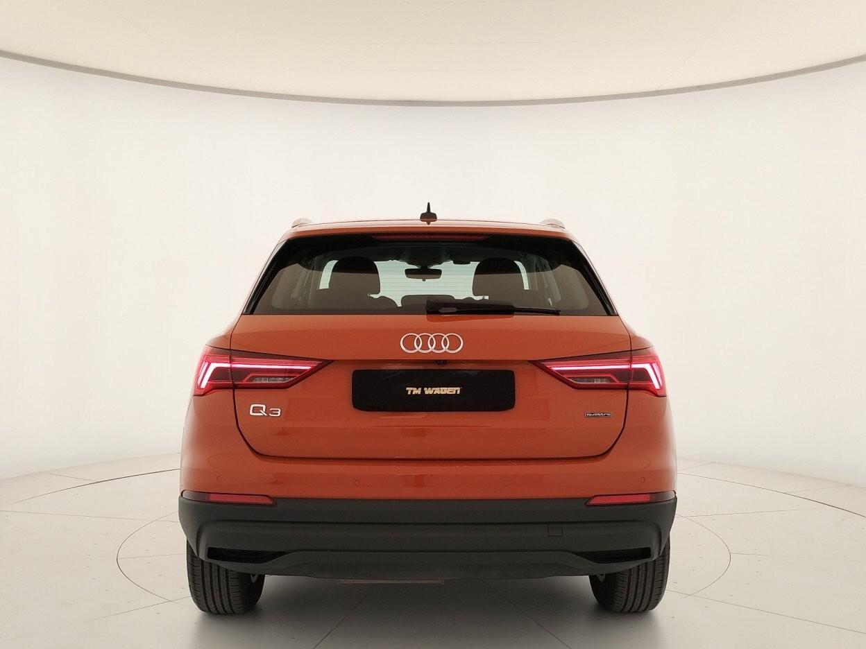 AUDI Q3 40 2.0 tdi Business quattro 190cv s-tronic - IVA ESPOSTA