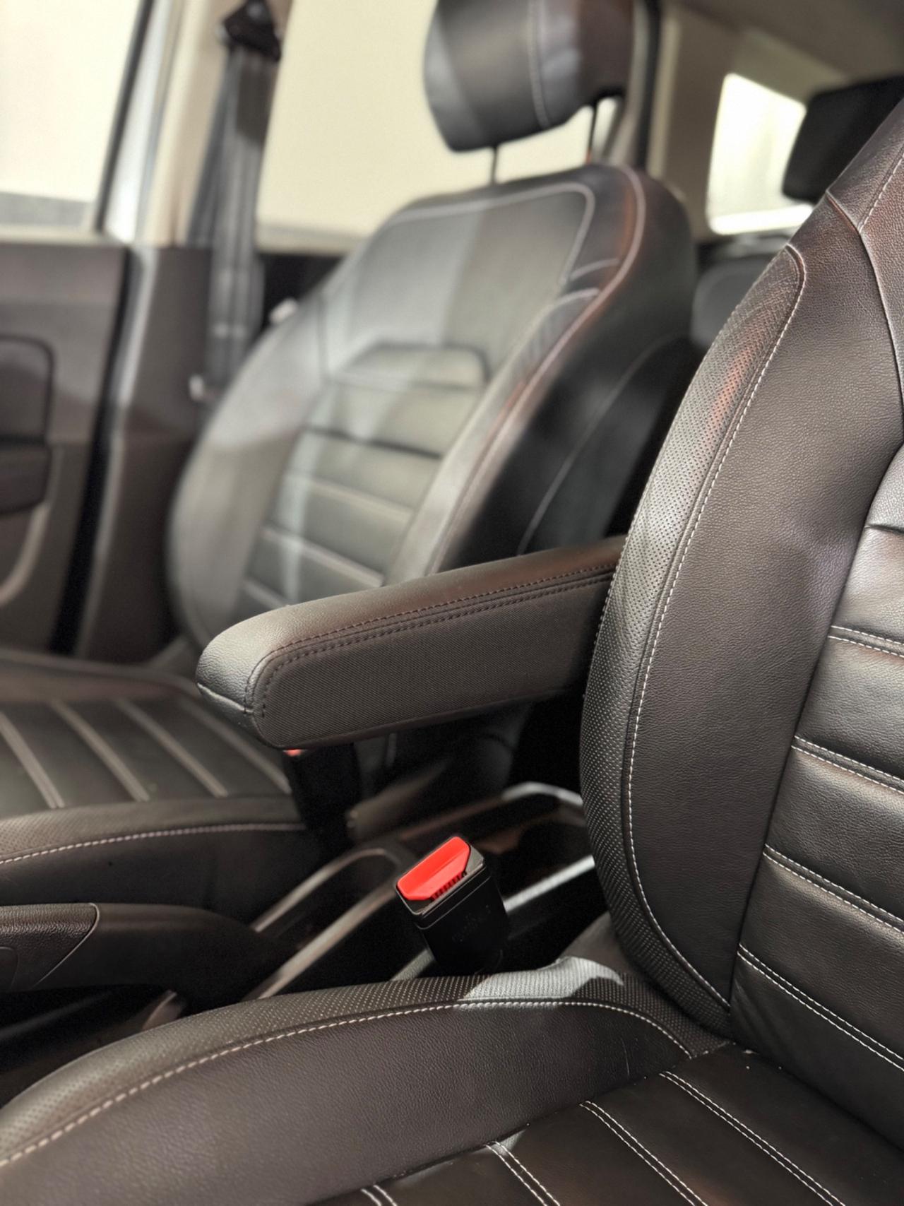 Dacia Duster 1.3 TCe FAP 4x2 Prestige* GANCIO TRAINO*