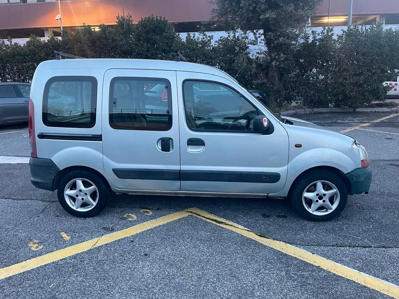 Renault Kangoo 1.2 16V 5p. Privilège