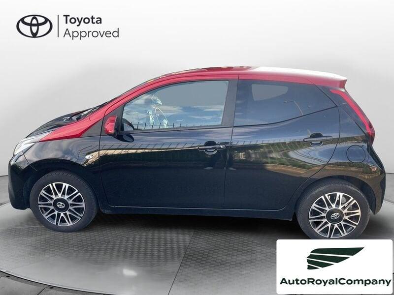 Toyota Aygo Connect 1.0 VVT-i 72 CV 5 porte x-clusiv