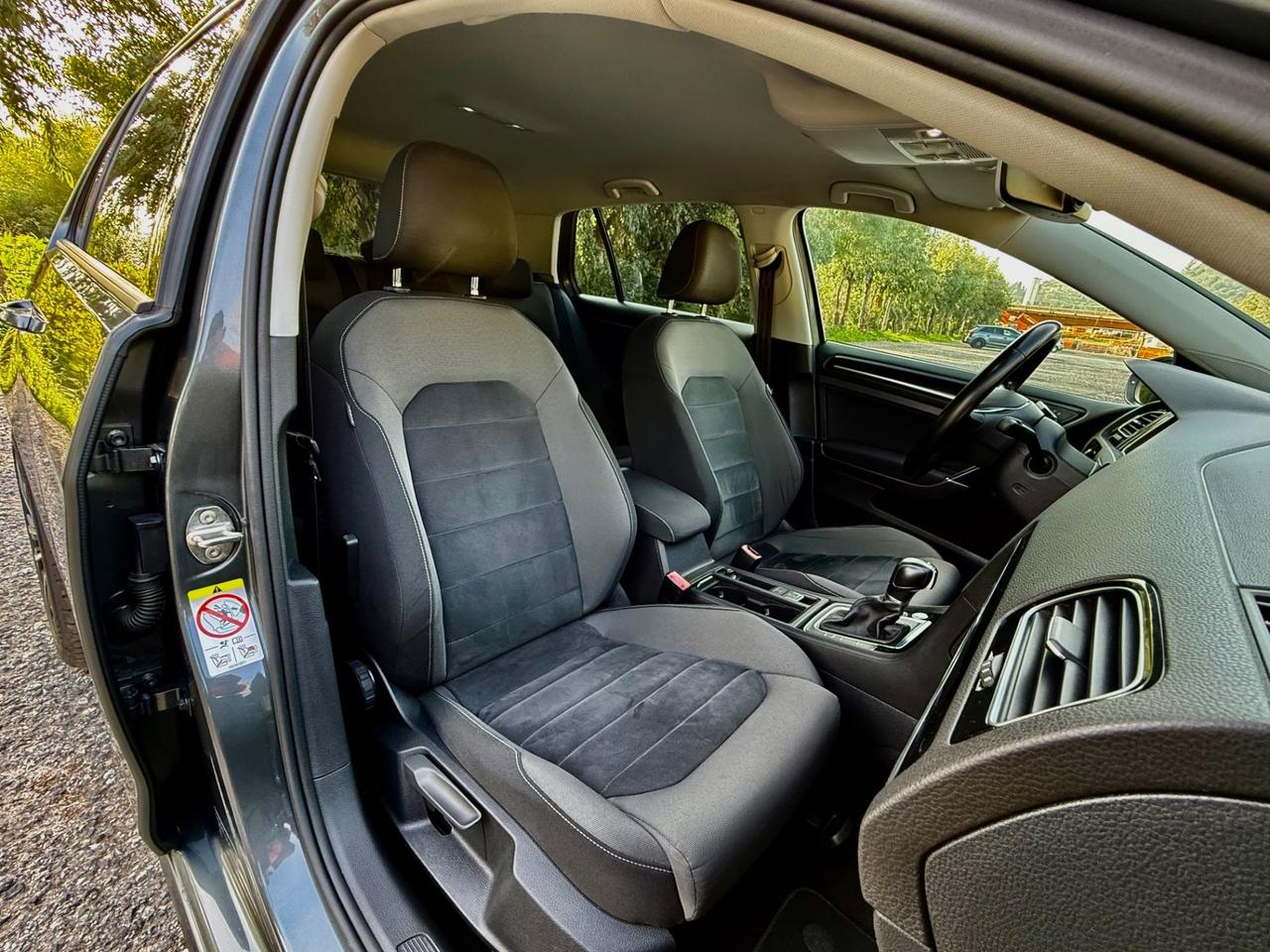 VOLKSWAGEN GOLF 1.6 TDI 115 CV DSG SPORT R LINE