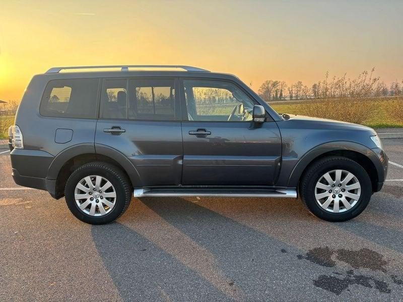 Mitsubishi Pajero *TETTO - SEDILI RISCALD.* 3.2 Diesel 7 POSTI