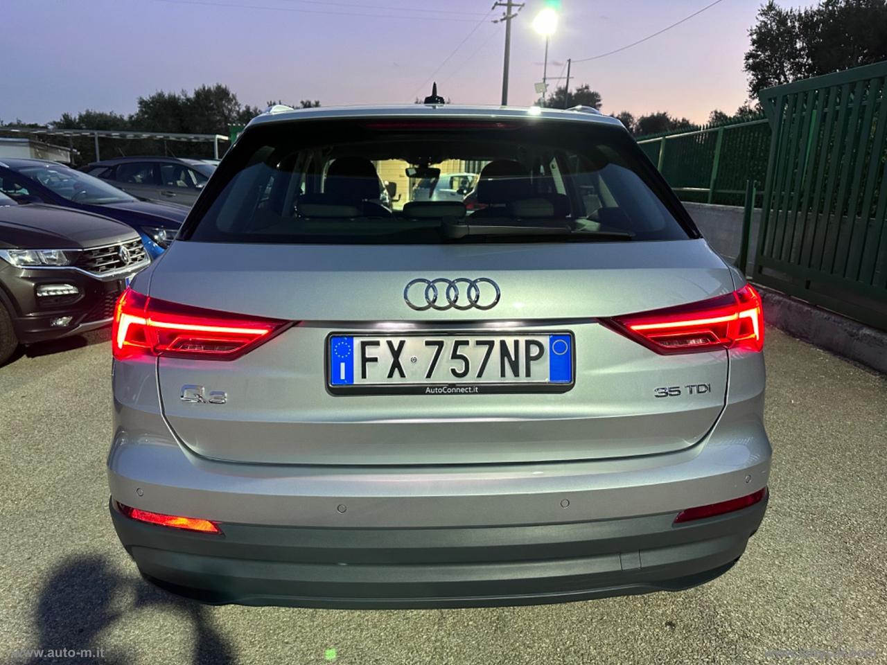 AUDI Q3 SPB 35 TDI S tronic Business Plus