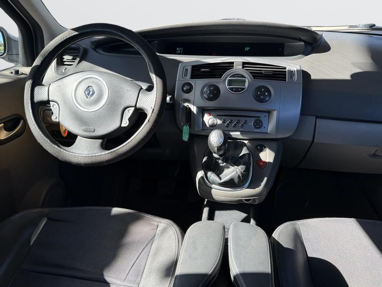 RENAULT SCENIC 1.9 DCI 130 CV*NAVIGATORE*PELLE*