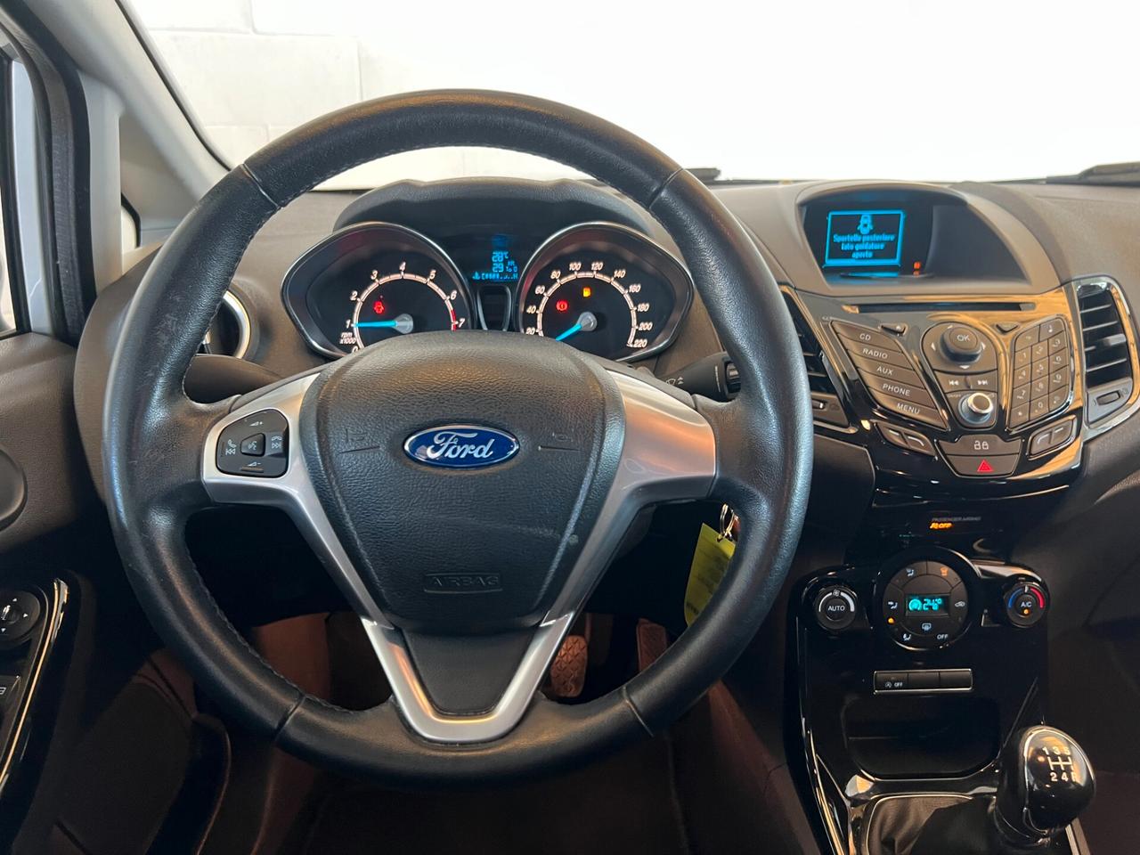 Ford Fiesta 1.0 80CV 5 porte Titanium OK NEOPATENTATI