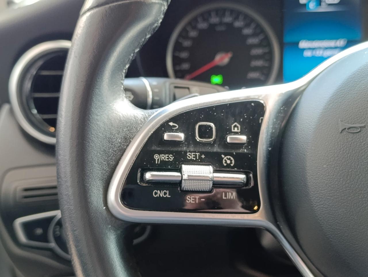 Mercedes GLC SUV GLC 300 de phev (eq-power) Business 4matic auto