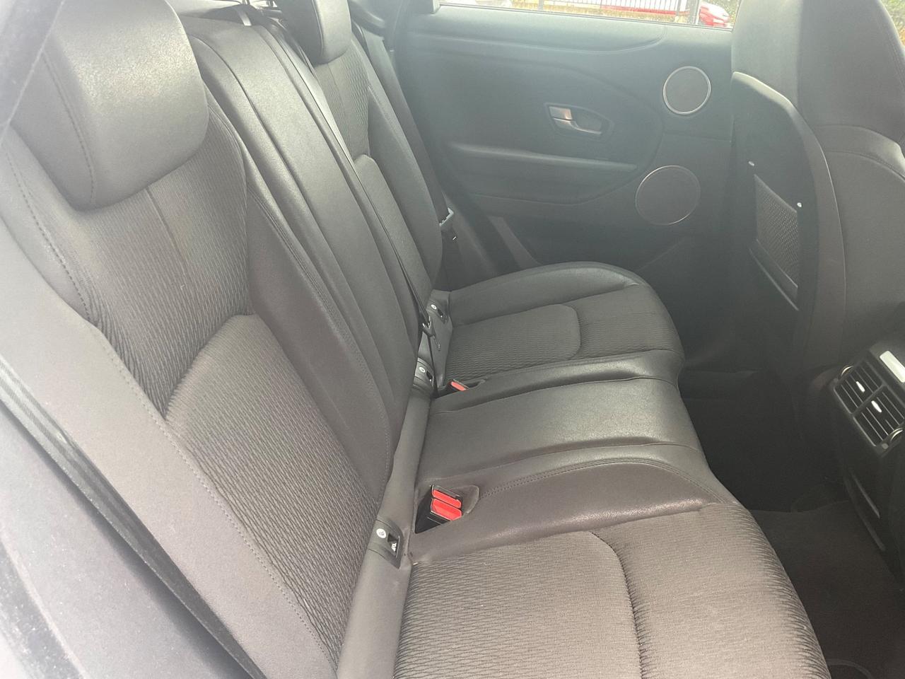 Land Rover Range Evoque 2.0 TD4 180 CV 5p. SE Dynamic