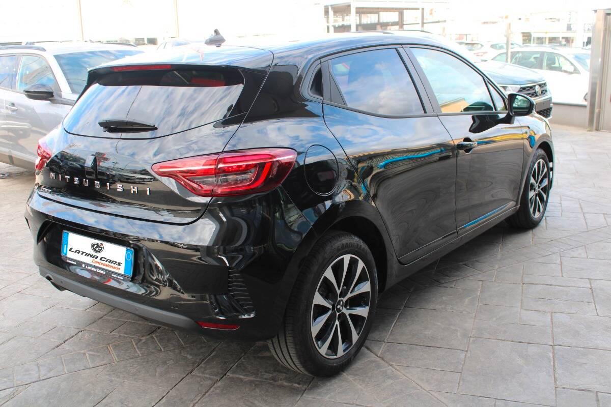 Mitsubishi Colt 1.0 turbo Invite con TELECAMERA e CARPLAY