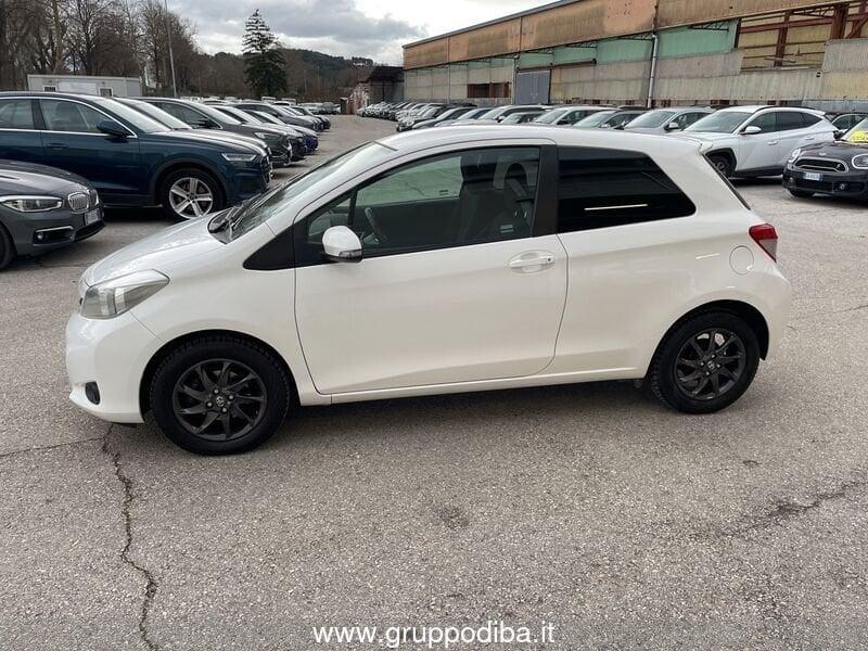 Toyota Yaris III 2011 Benzina 3p 1.0 Lounge