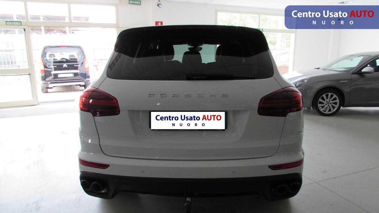 Porsche Cayenne 3.0 Diesel Platinum Edition
