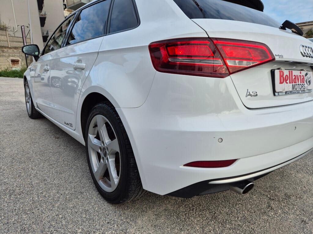 Audi A3 SPORTBACK 1.6 TDI SPORT NAVI LED
