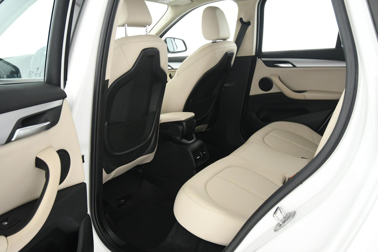 BMW X1 sdrive20d Business Advantage auto PELLE+FULL LED+C19"