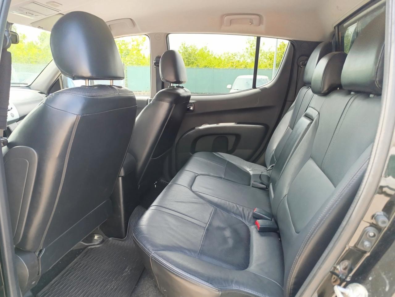 Mitsubishi L200 Double Cab L200 d.cab 2.5 di-d Intense Plus 178cv N1 E5