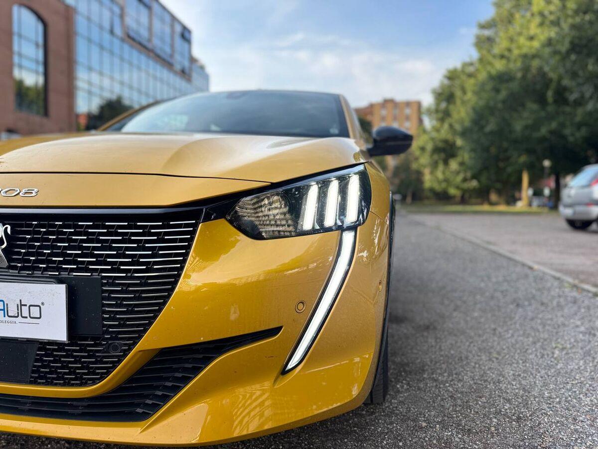 Peugeot 208 1.5 bluehdi GT s&s 100cv