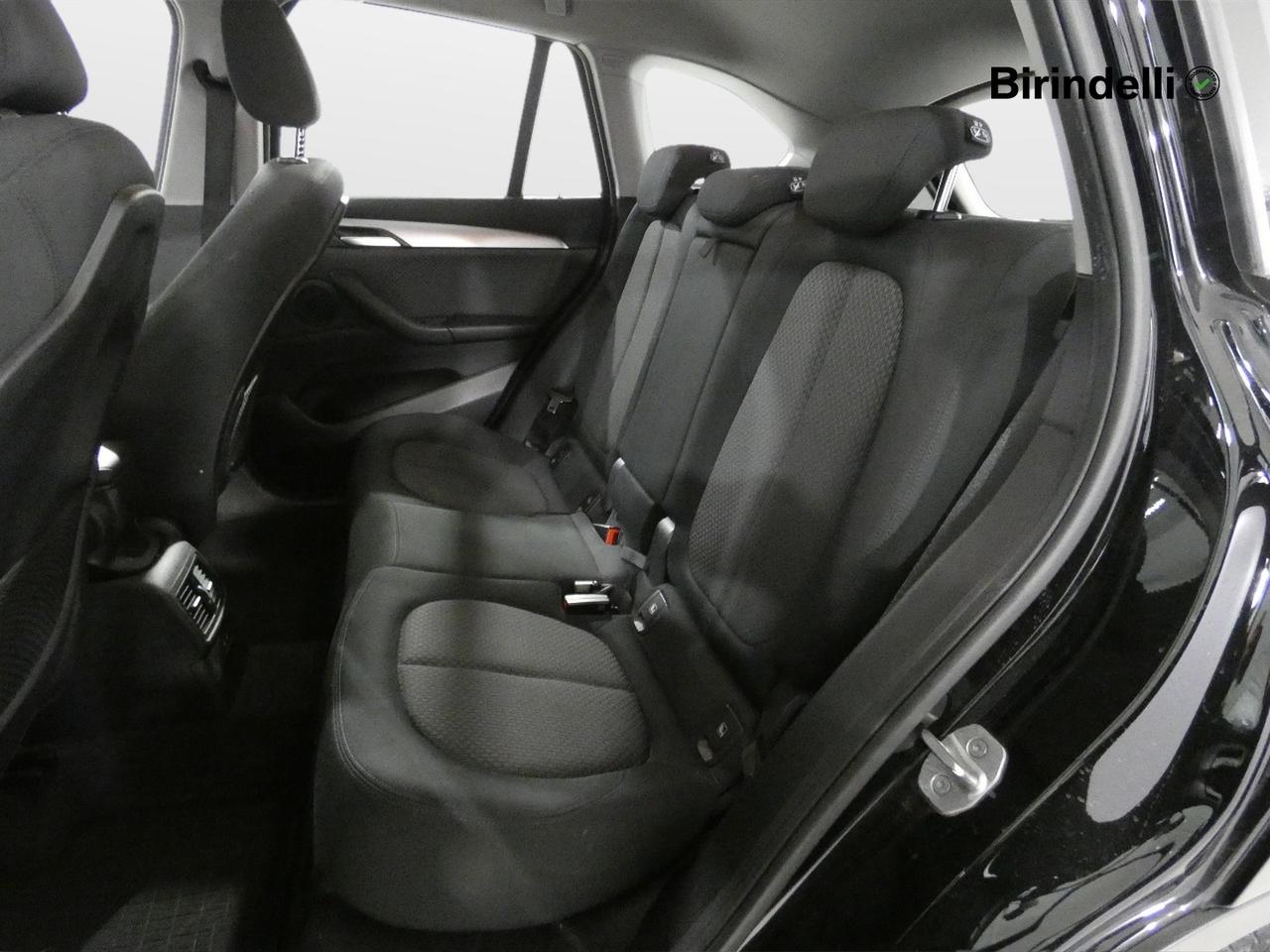 BMW X1 (F48) - X1 sDrive18d Business Advantage