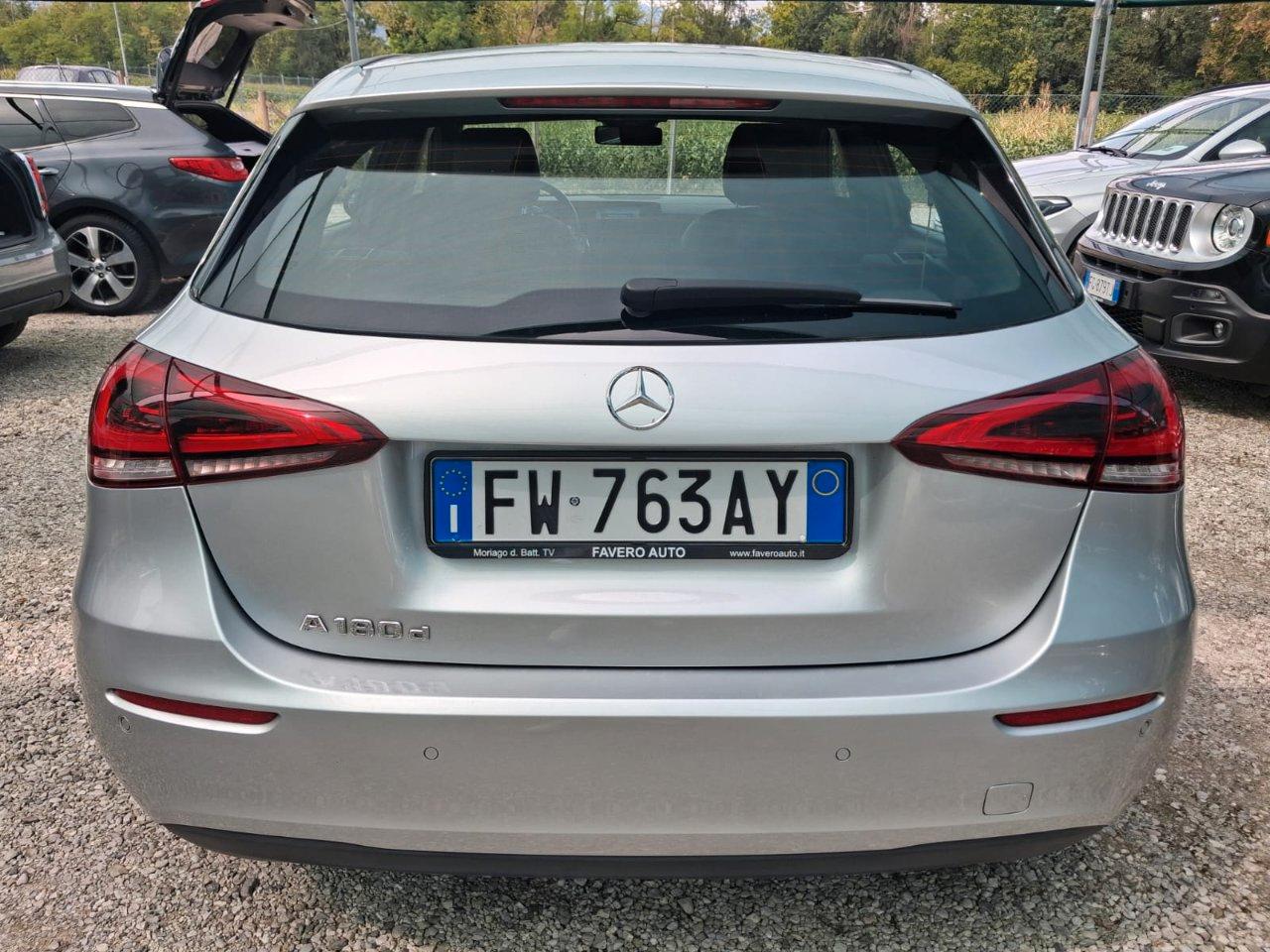 Mercedes A 180 D Business Extra 7G-DCT