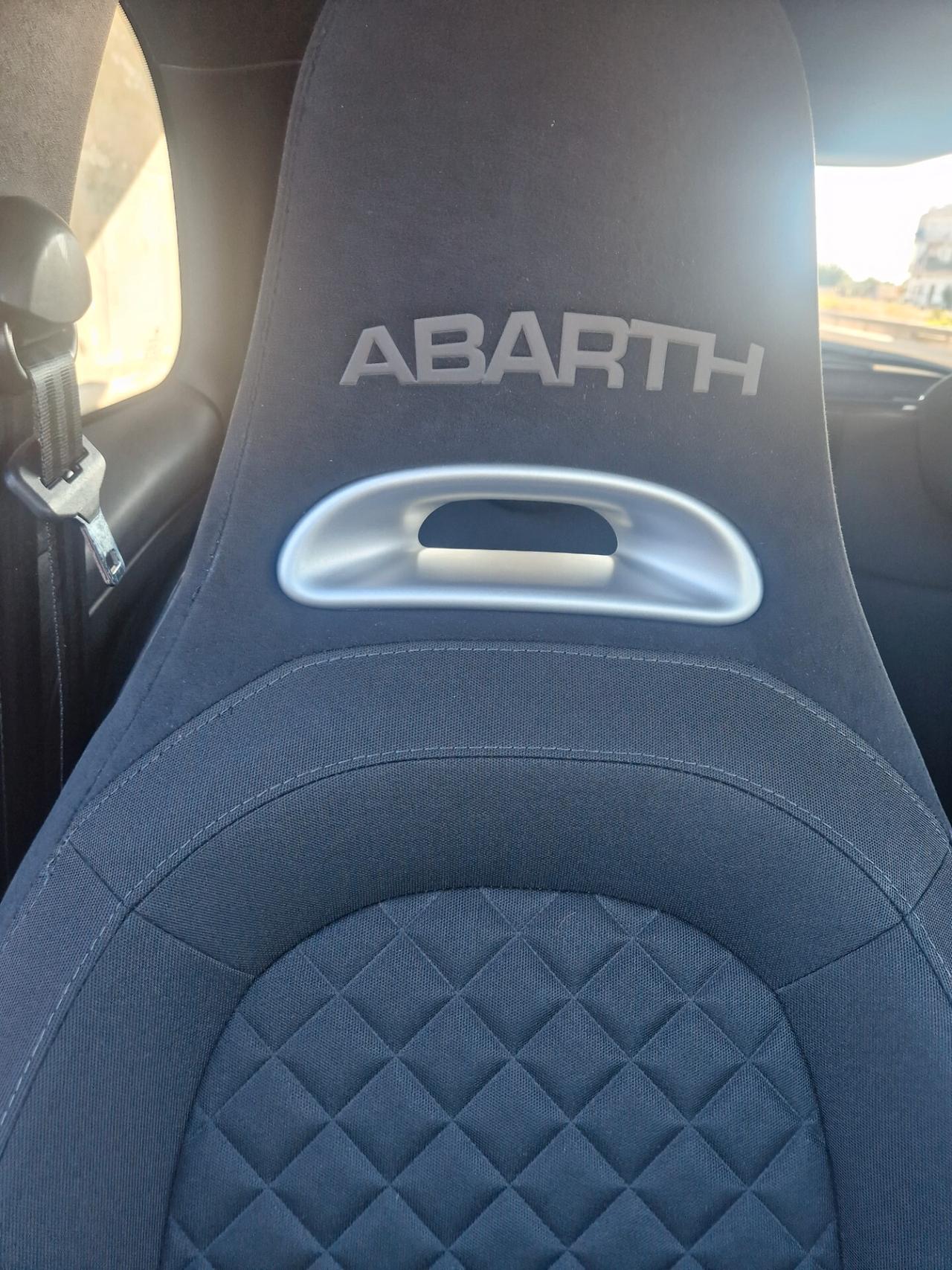 Abarth 595 1.4 Turbo T-Jet 165 CV Pista