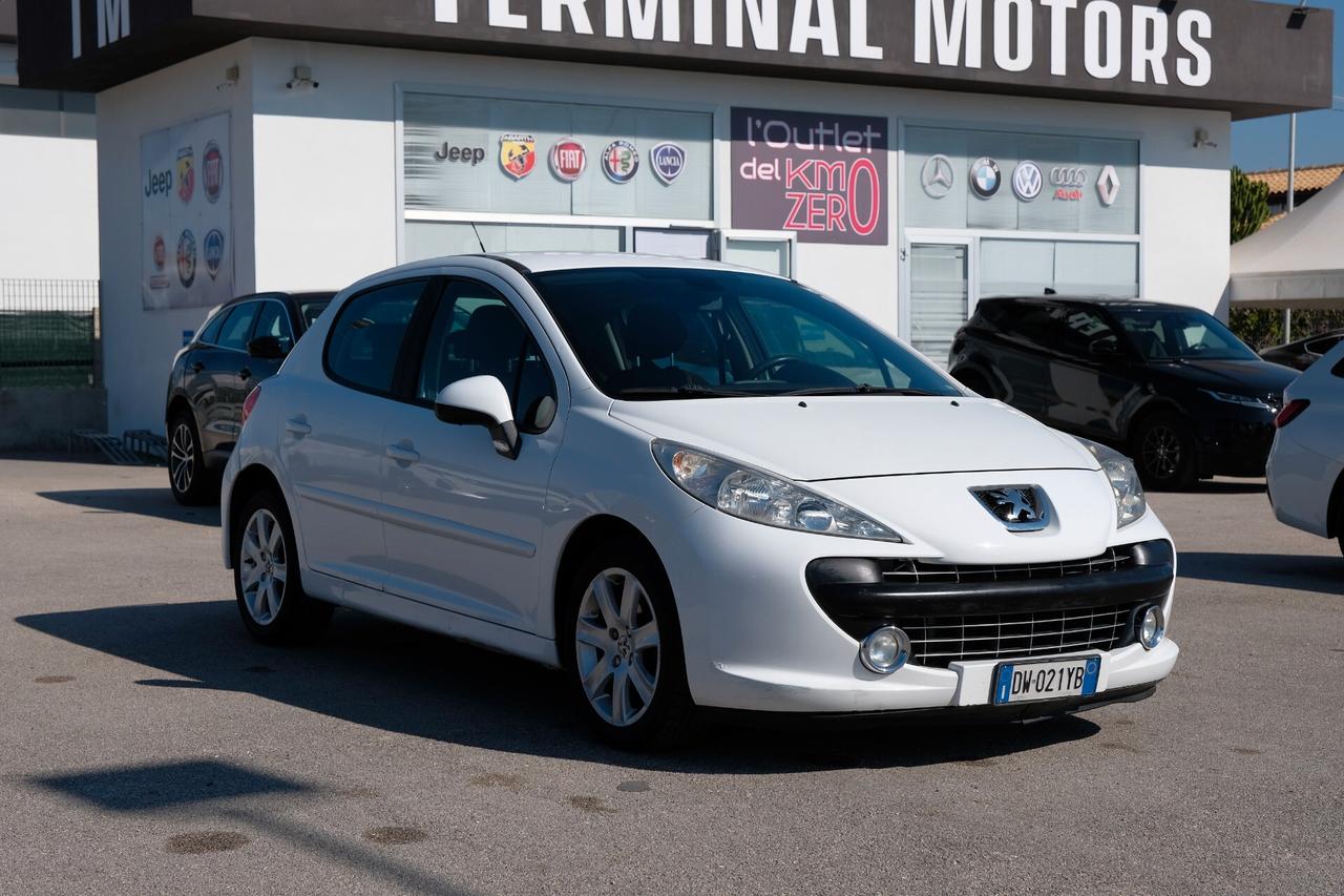 Peugeot 207 1.6 HDi 90CV 5p. XS