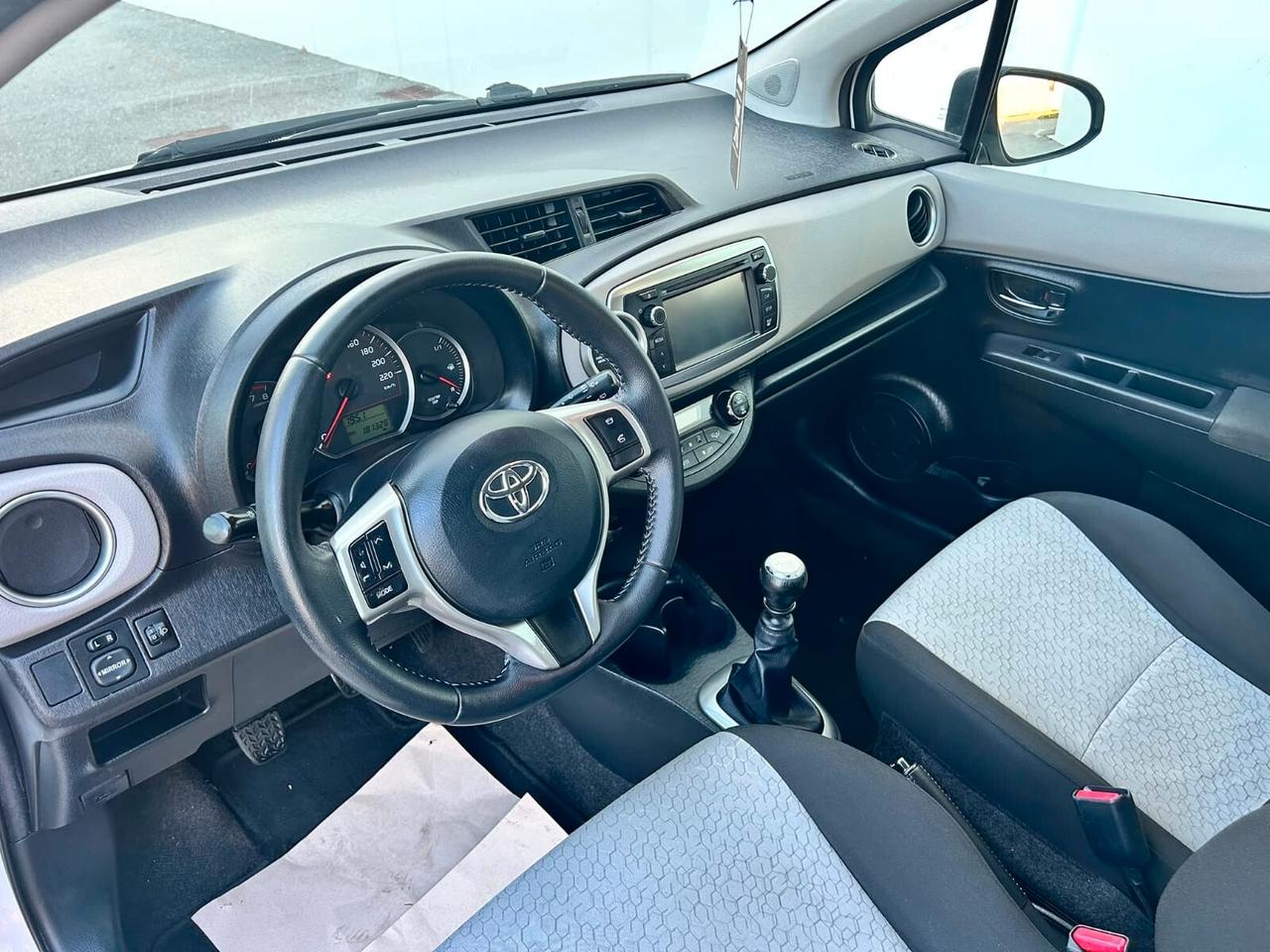 Toyota Yaris 1.3 benzina