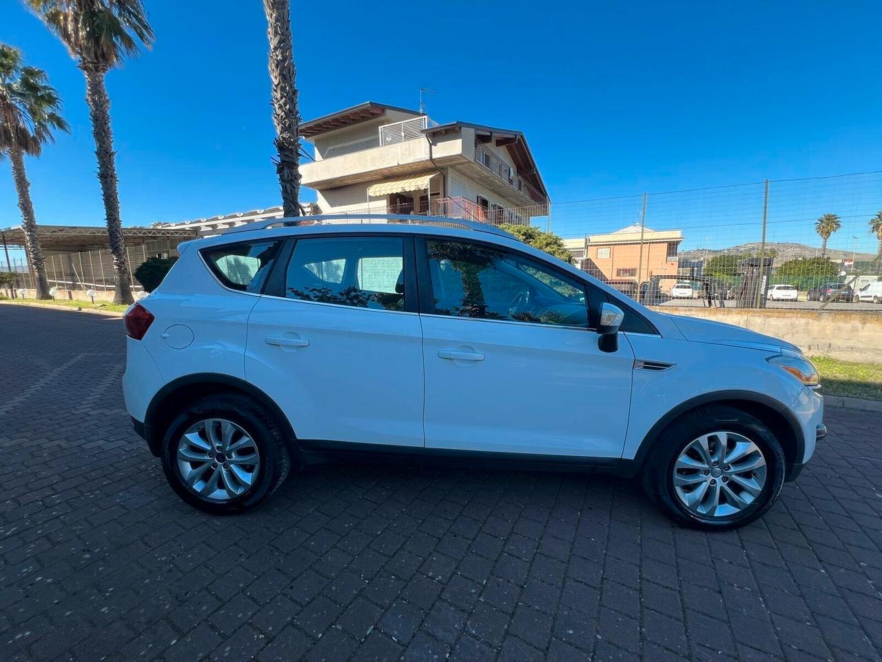 Ford Kuga 2.0 TDCi 136 CV 2WD Titanium DPF