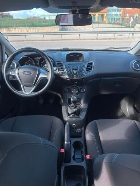 Ford Fiesta 1.4 5 porte Bz.- GPL Black & White Edition