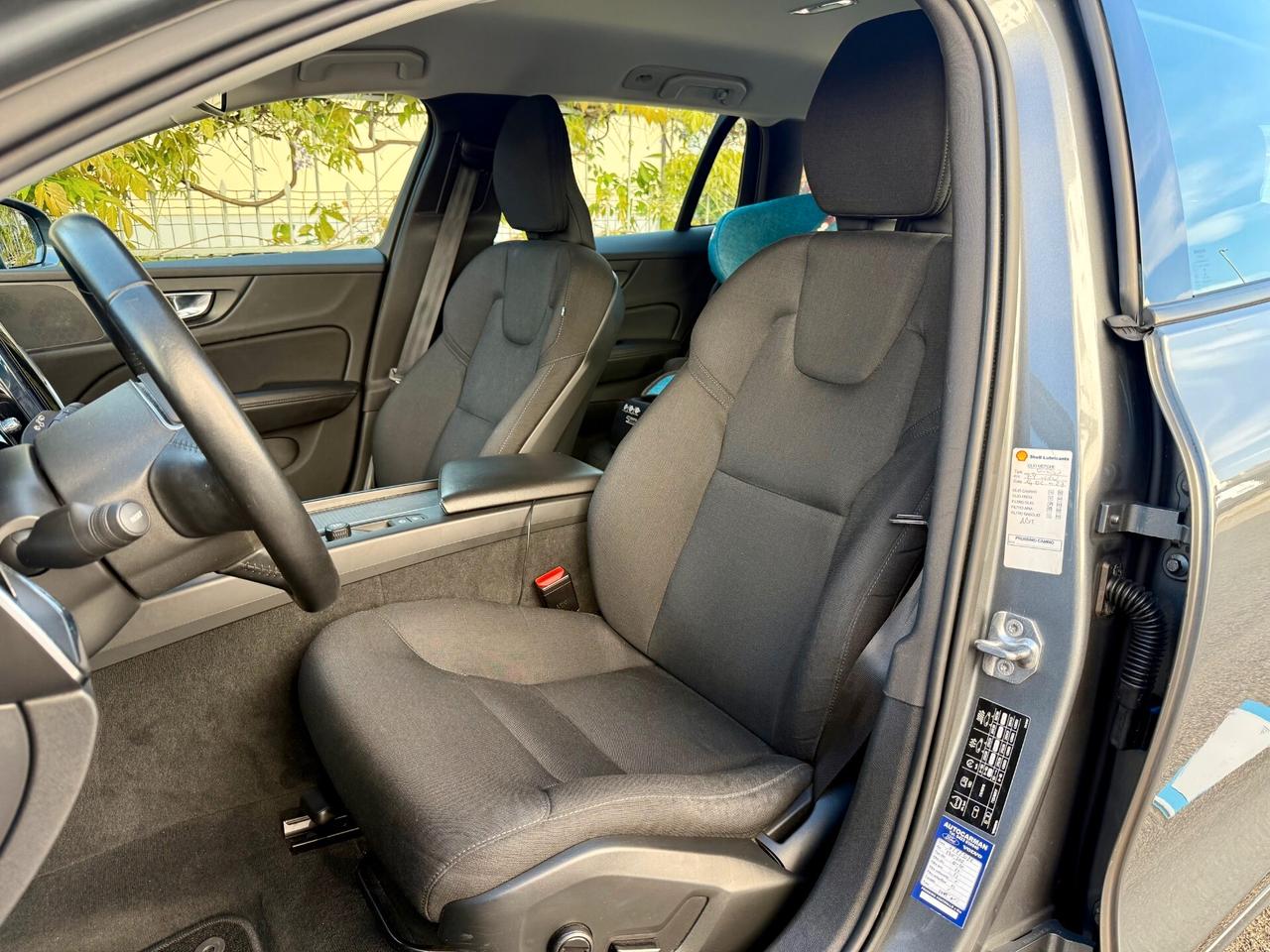 Volvo V60 2.0 d3 Business geartronic 150cv TAGLIANDI CERTIFICATI VOLVO