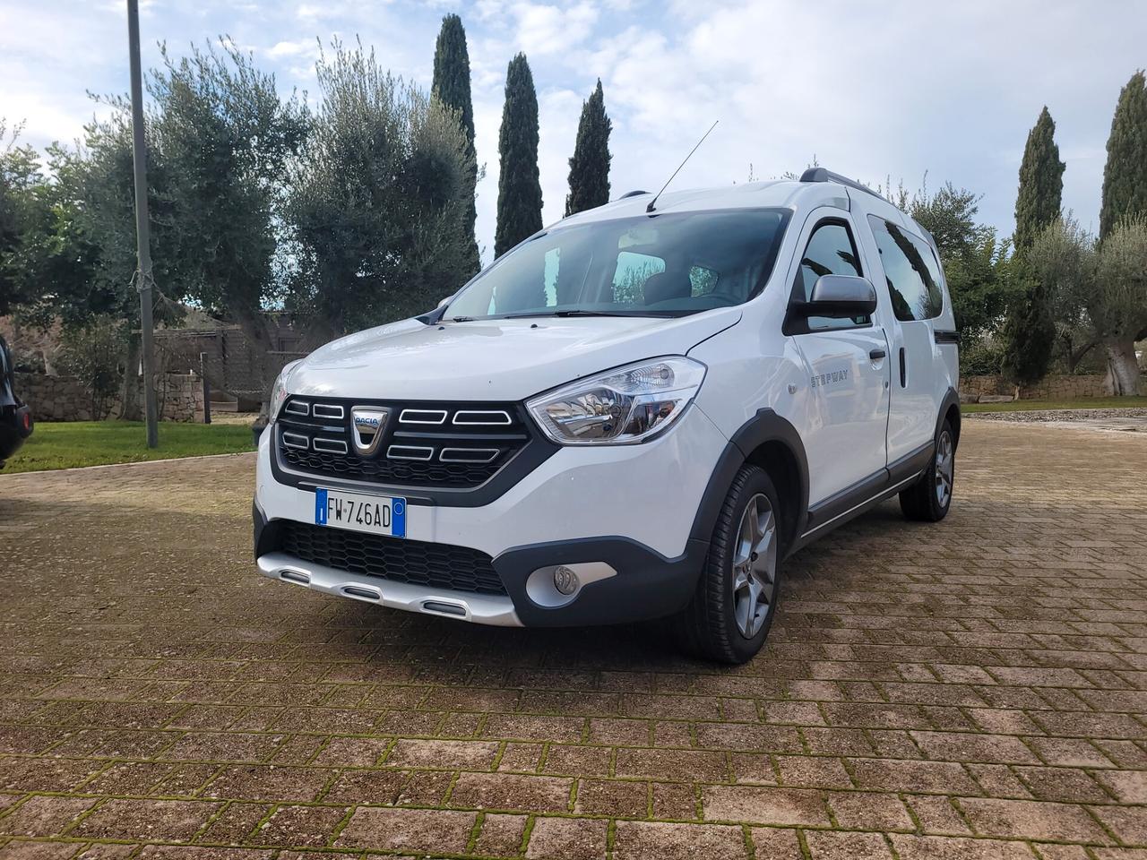 Dacia Dokker Stepway 1.6 8V 110CV GPL