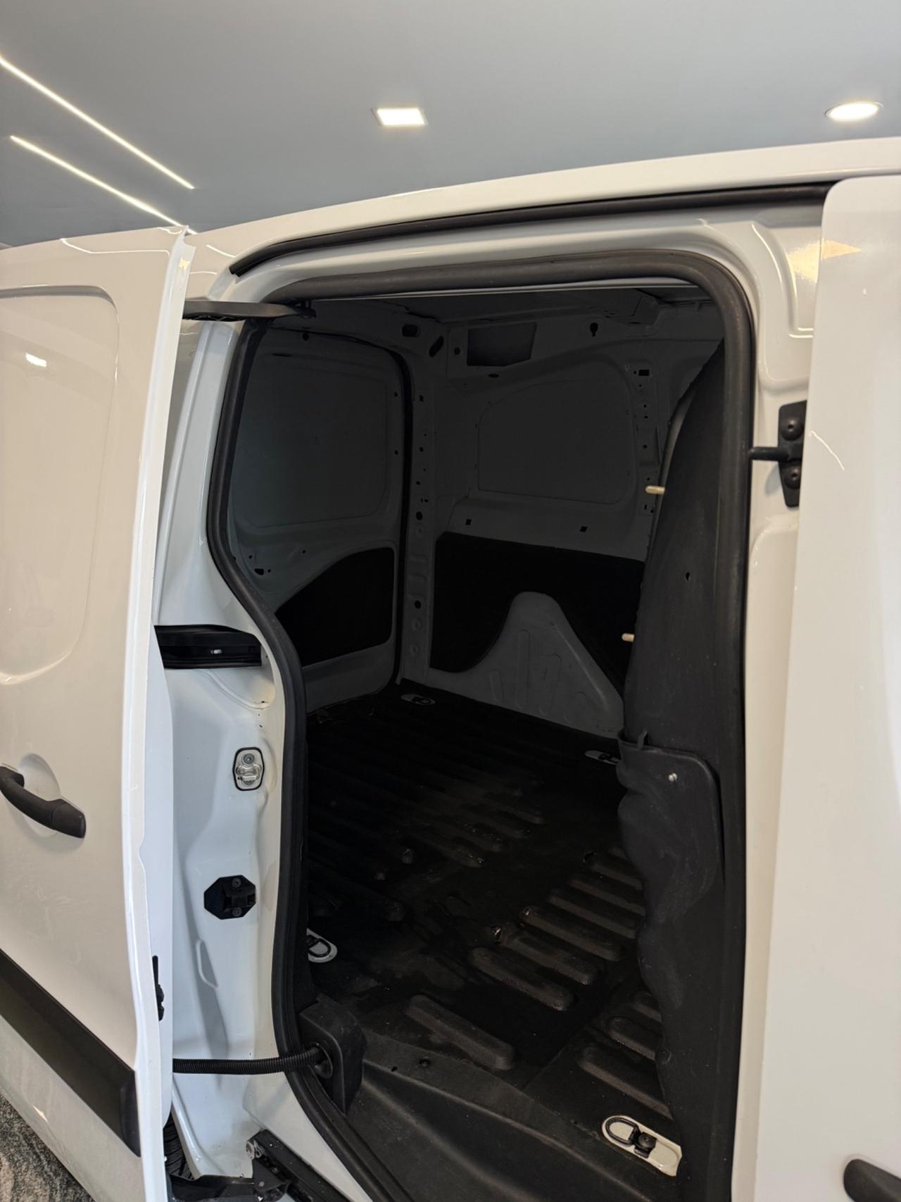 Citroen Berlingo BlueHDi 100 S&S Van 3 posti Club L1