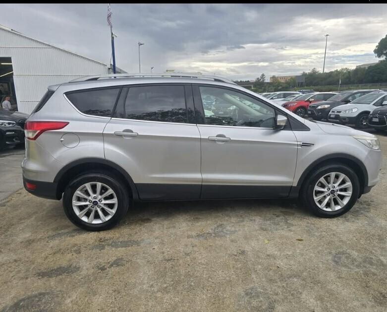 Ford Kuga 2.0 TDCI 120 CV S&S 2WD Titanium