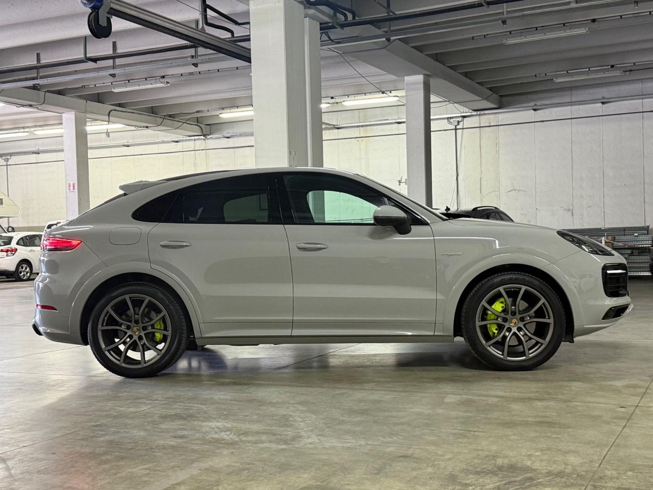 Porsche Cayenne Coupé 3.0 V6 E-Hybrid
