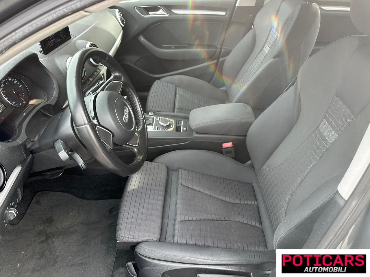 Audi A3 Sedan 1.6 TDI clean diesel S tronic Attraction