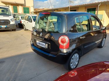 Renault Modus 1.5 dCi 85CV Dynamique
