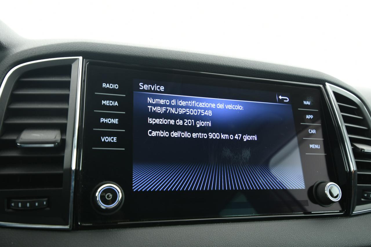 SKODA Karoq 2.0 tdi evo Executive 115cv dsg NEOPATENTATI+CAMERA+ACC