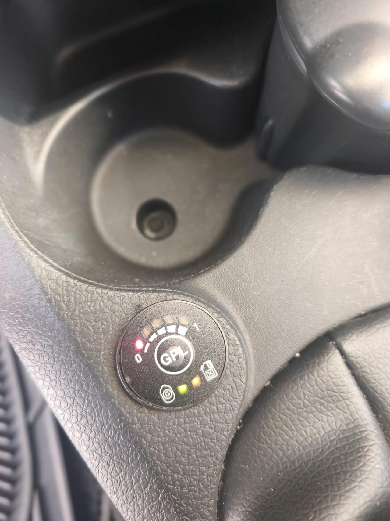 Dacia Sandero 0.9 TCe 12V TurboGPL 90CV Start&Stop Lauréate