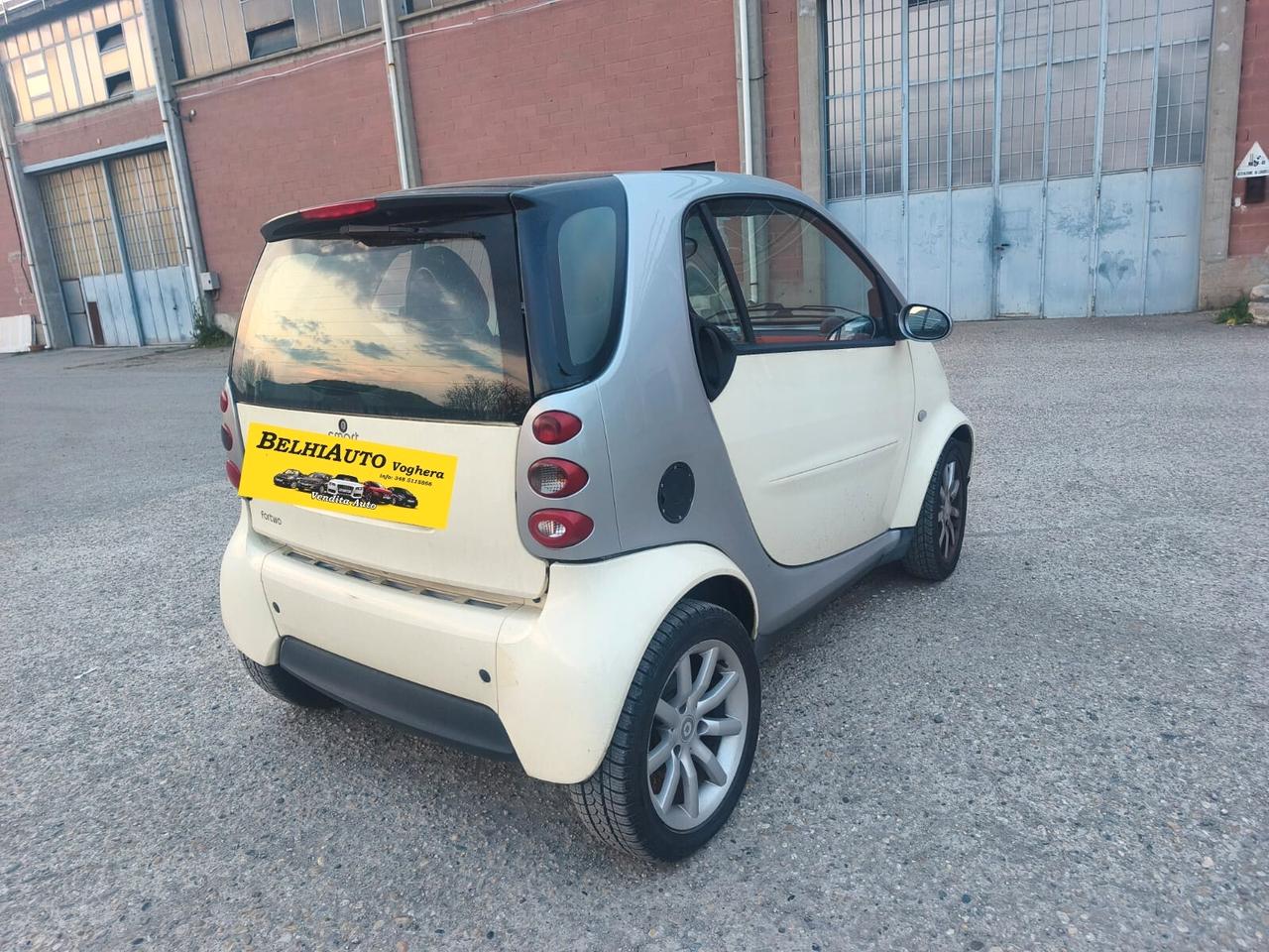 Smart ForTwo 2006--700 Benzina Neopatentati