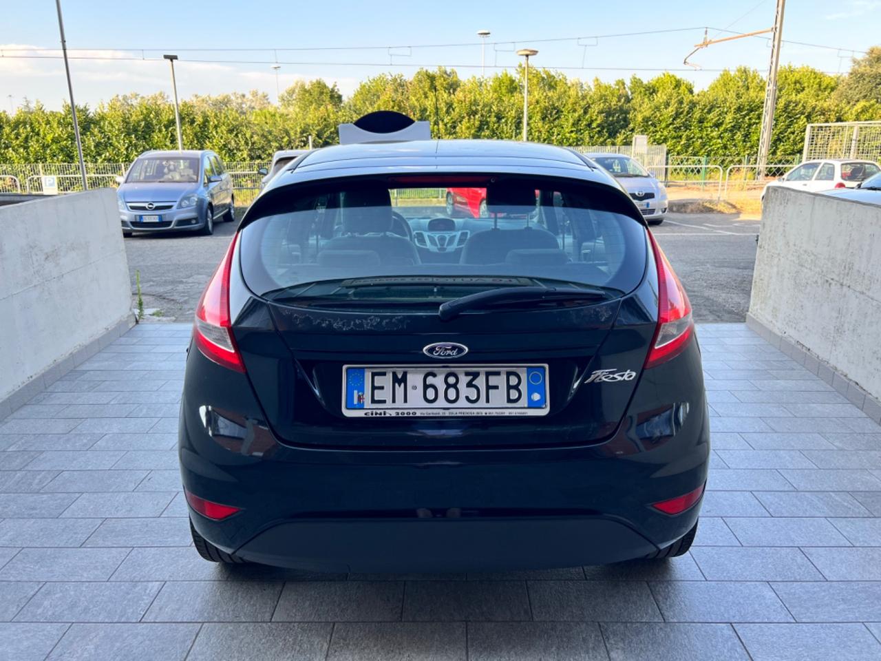 Ford Fiesta 1.4 16V 5p. Bz.- GPL Titanium Bs.