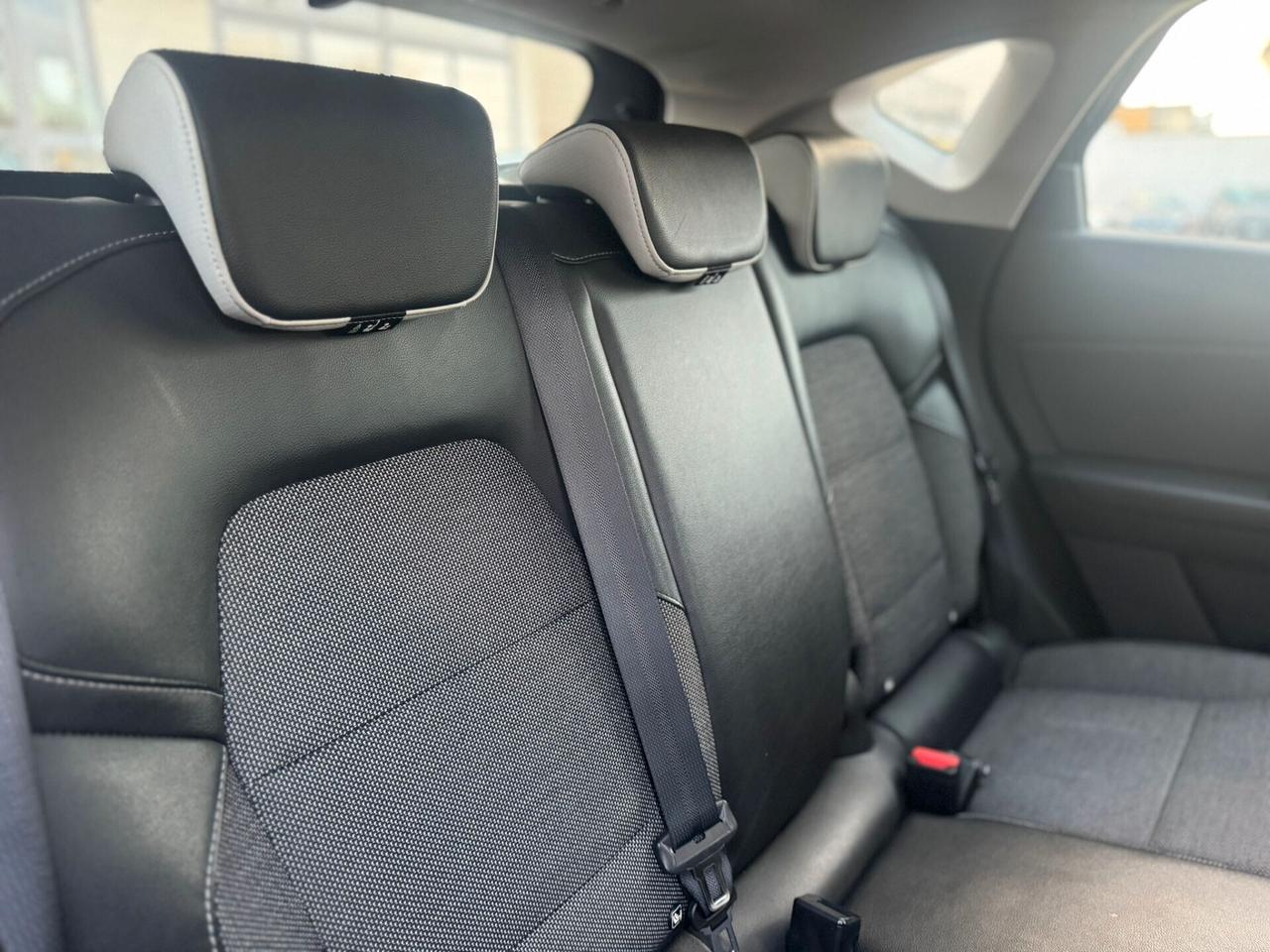 Renault Captur Blue dCi 115 CV EDC Initiale Paris