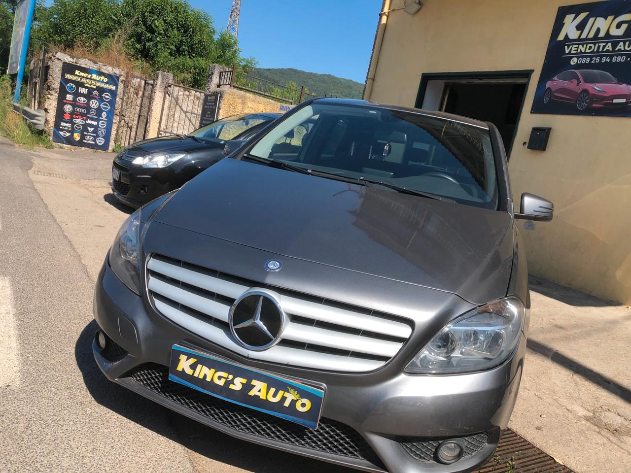 Mercedes-Benz B 180 CDI Premium 2014 - Garanzia 12 Mesi - Tagliandata - Retrocamera - Perfetta