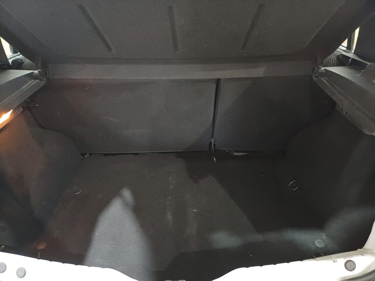 Dacia Sandero GPL DI SERIE Laureate - 2010